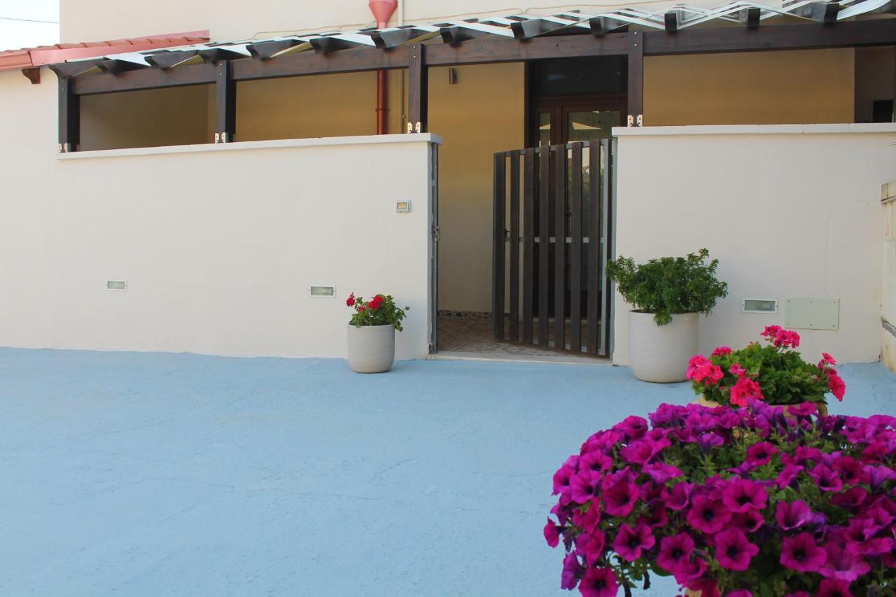 Casa Vacanze Natali-Stella Porto Cesareo Exterior photo